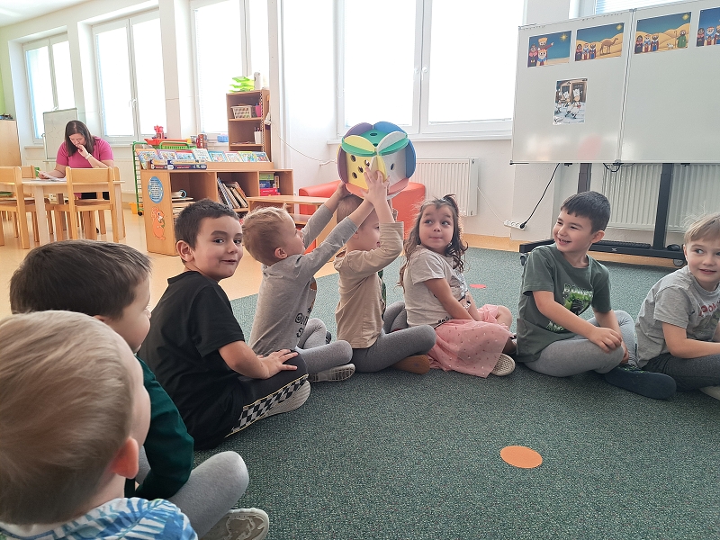 Zimní hrátky ve třídě Veverek