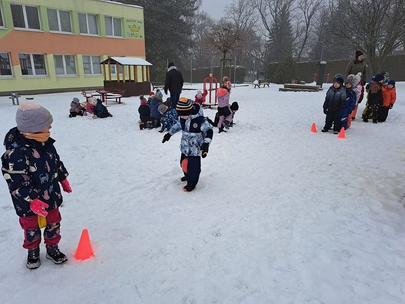 Zimní školkiáda třídy Veverek