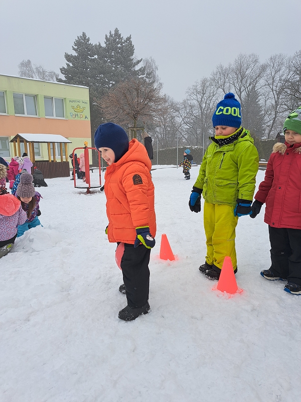 Zimní školkiáda třídy Veverek