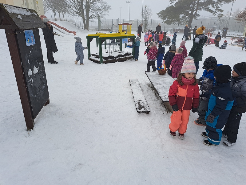 Zimní školkiáda třídy Veverek