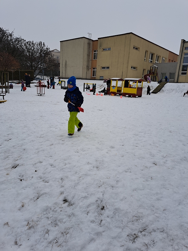Zimní školkiáda třídy Veverek