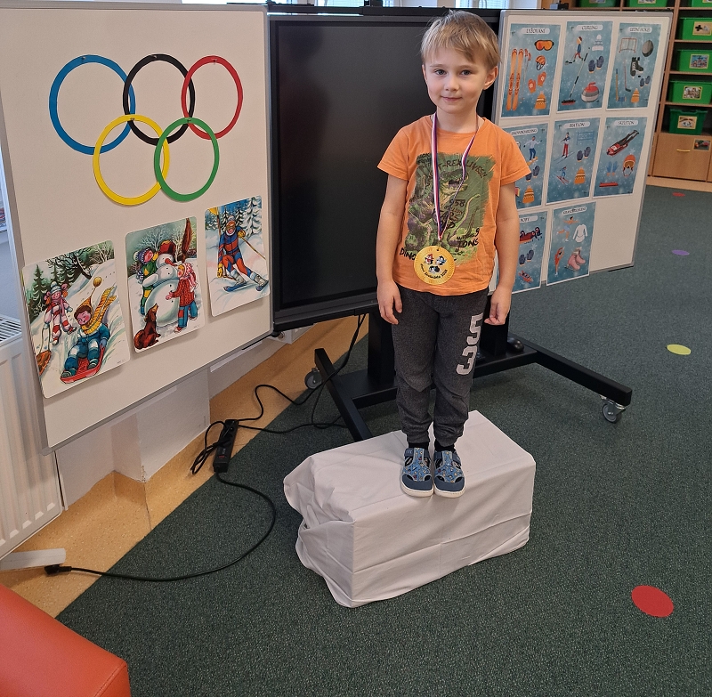 Zimní školkiáda třídy Veverek