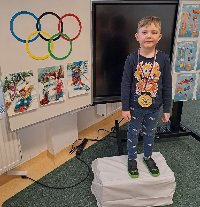 Zimní školkiáda třídy Veverek