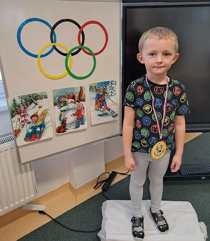 Zimní školkiáda třídy Veverek