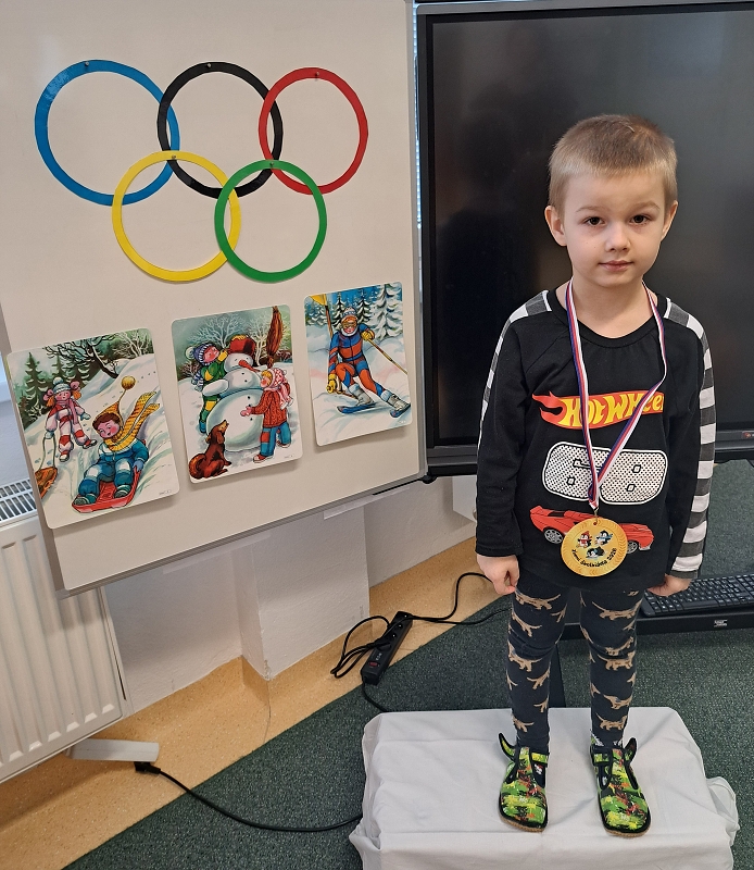 Zimní školkiáda třídy Veverek