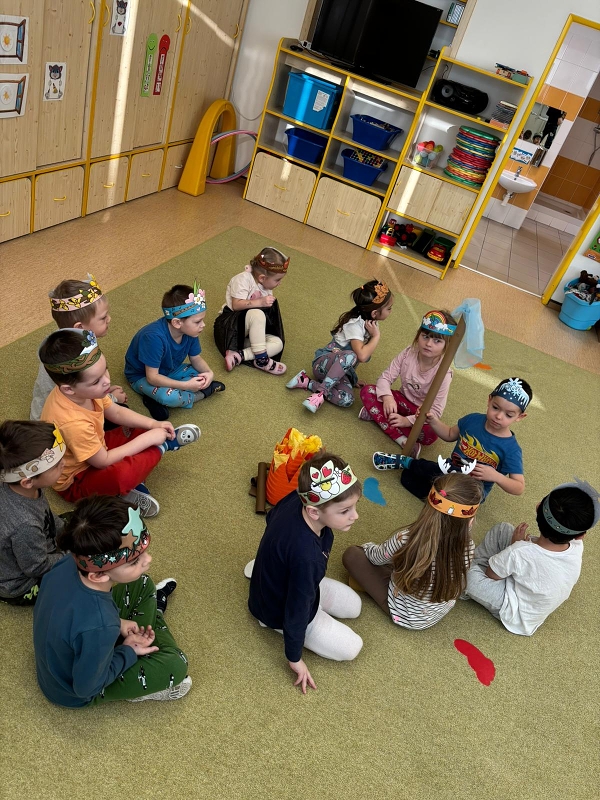 Kočičky a pohádka o dvanácti měsíčkách