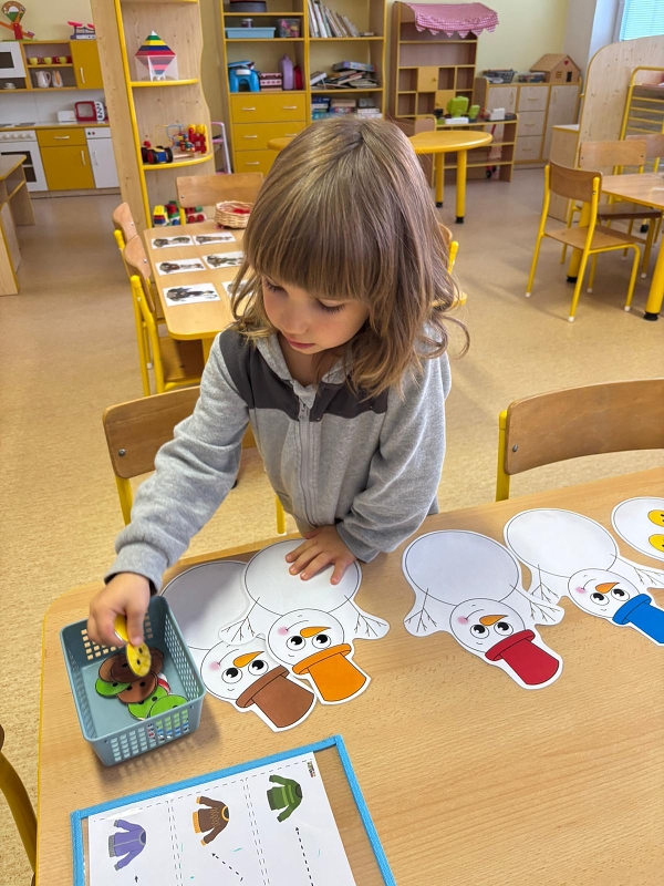 Kočičky a pohádka o dvanácti měsíčkách