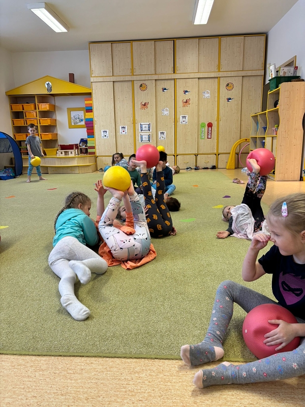 Kočičky a pohádka O Koblížkovi