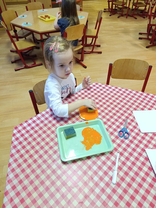 Pohádka O Koblížkovi ve třídě Broučků