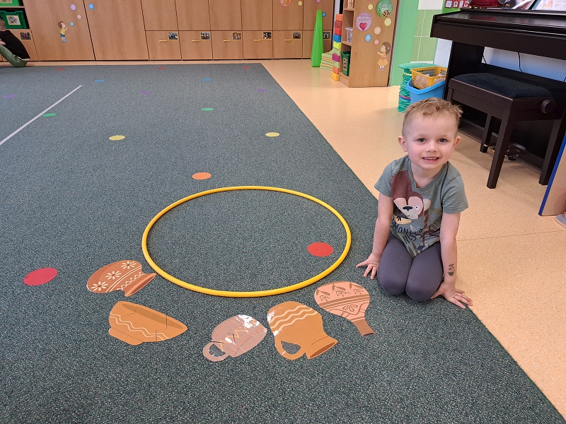 Hrajeme si na řemesla ve třídě Veverek