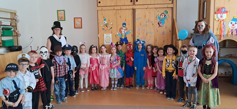 Karneval v Opičkách