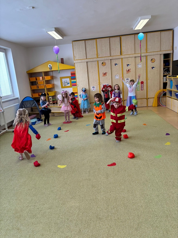 Masopustní a karnevalové veselí v Kočičkách