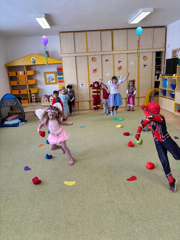 Masopustní a karnevalové veselí v Kočičkách