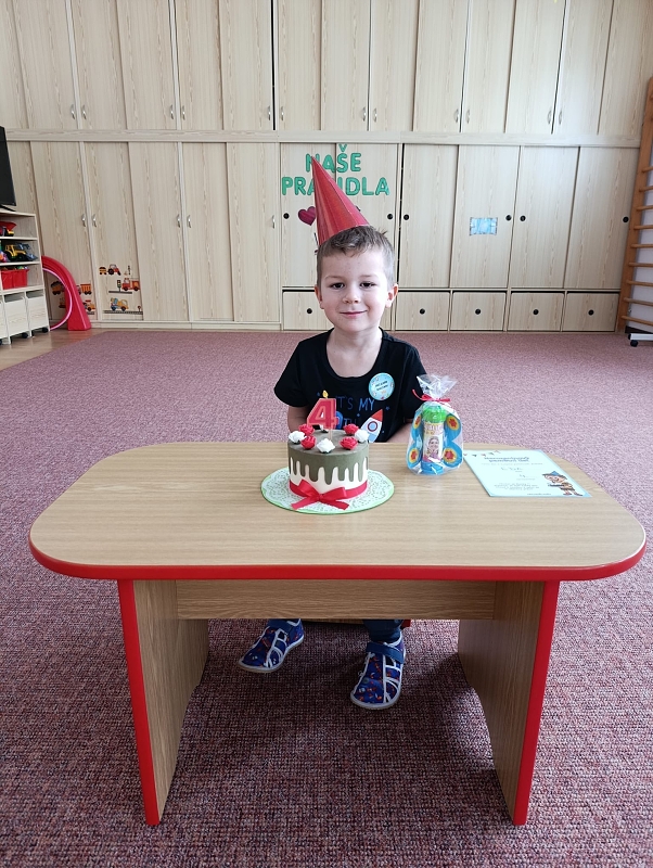 Narozeniny v Broučcích