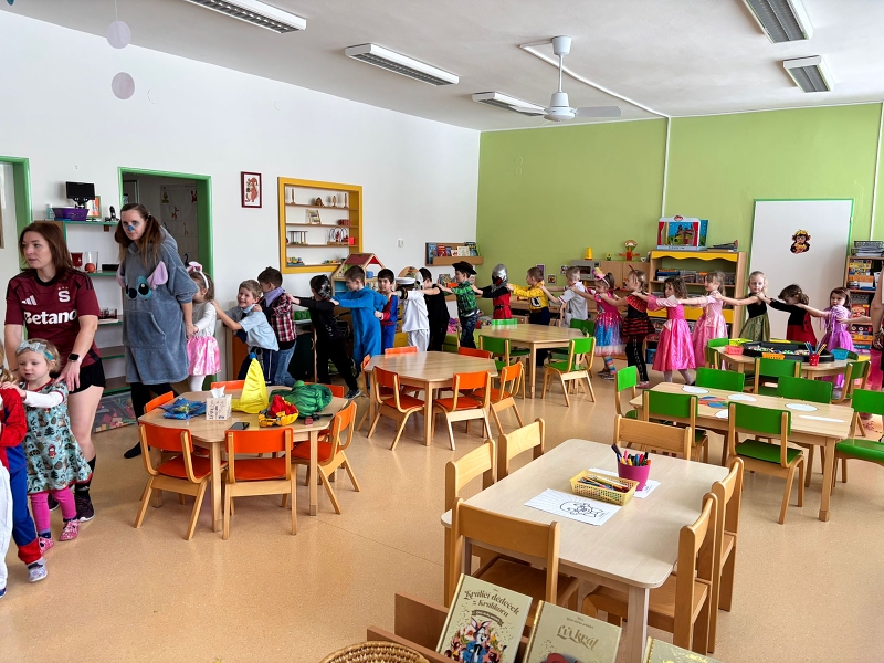 Společný karneval v MŠ Pohádka