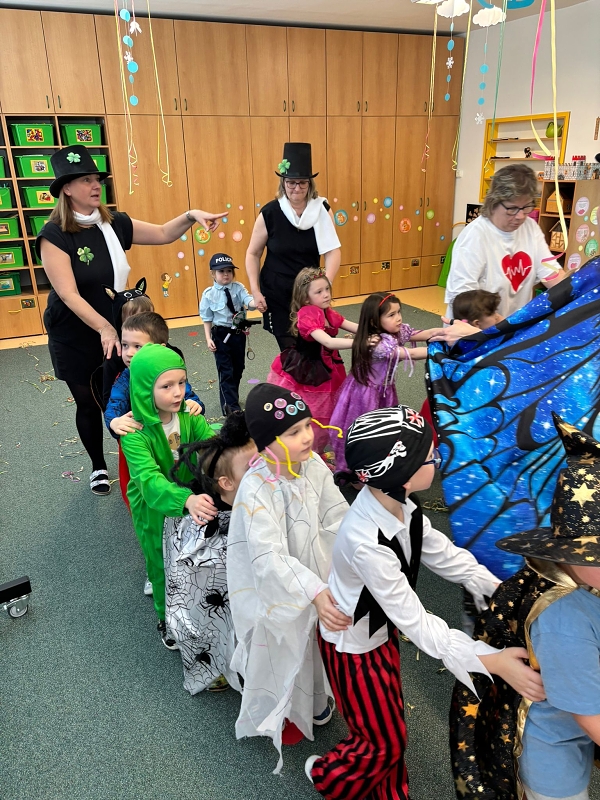 Společný karneval v MŠ Pohádka