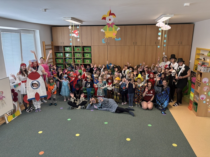 Společný karneval v MŠ Pohádka