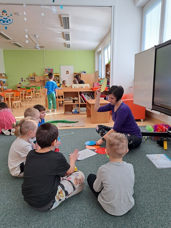 O kouzelné fazoli a dalších semínkách ve třídě Veverek
