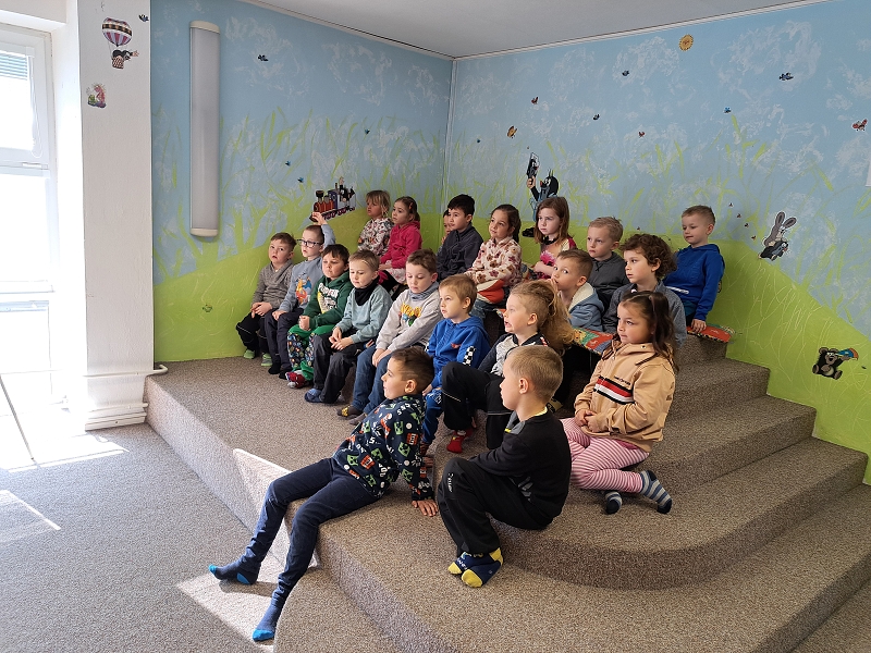 Návštěva knihovny se třídou Veverek