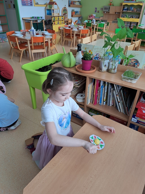 Vynášení Morany a vítání jara ve třídě Veverek