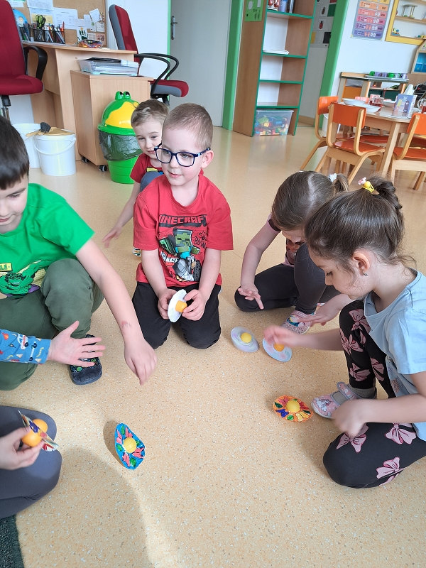Vynášení Morany a vítání jara ve třídě Veverek