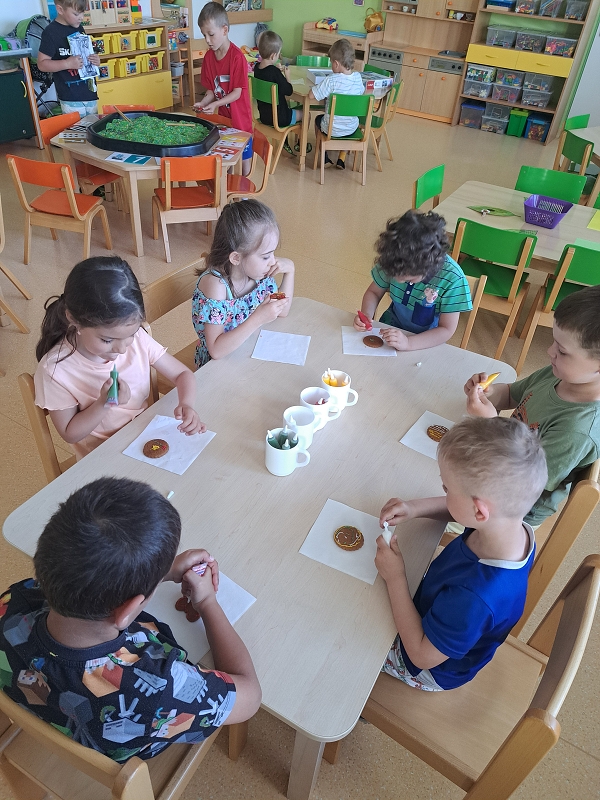 Květnové hrátky ve třídě Veverek