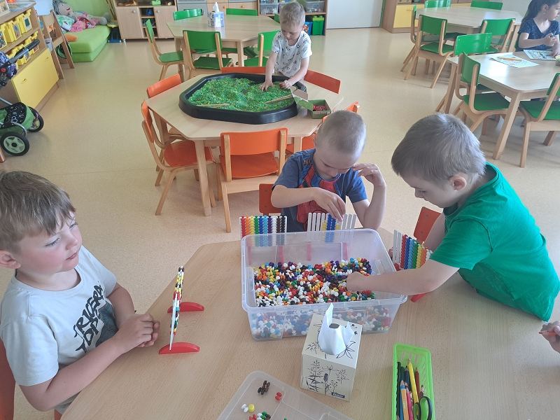 Květnové hrátky ve třídě Veverek